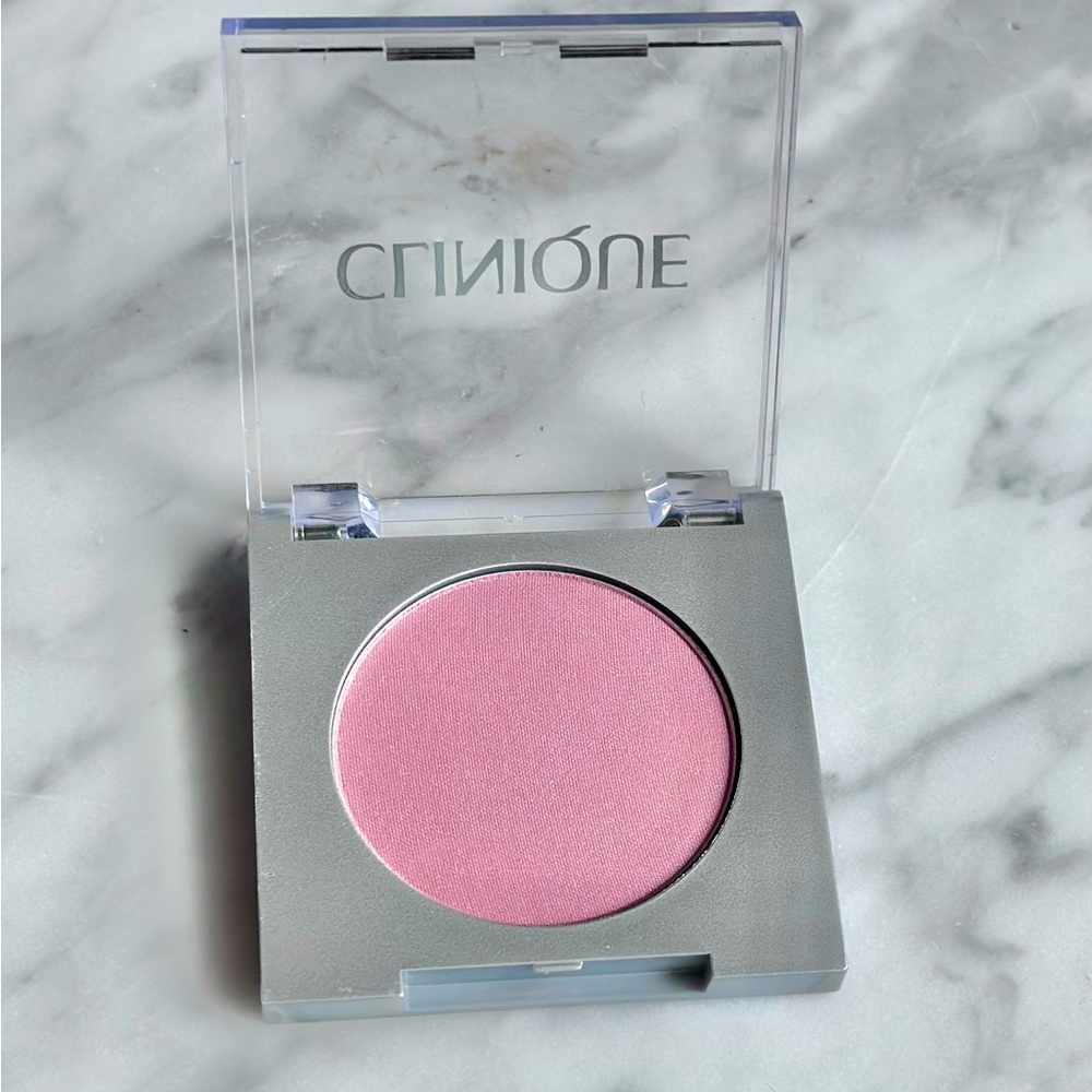 Clinique Blush